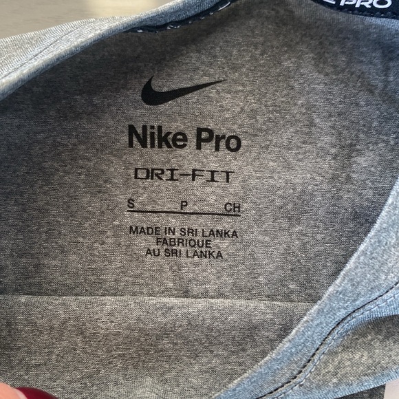 Nike Pro Dri Fit Tee - Picture 3 of 6